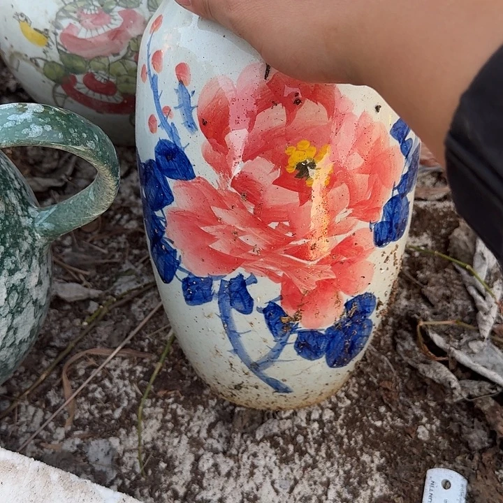微瑕景德镇陶瓷花瓶