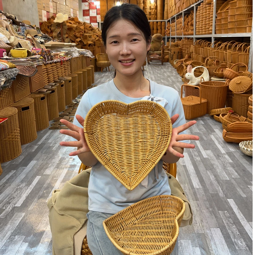 A821浅咖色心形水果收纳蓝零食蓝纯手工创意家用