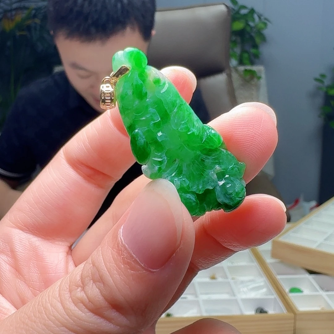 翡翠18K金镶嵌吊坠(不含链)天然