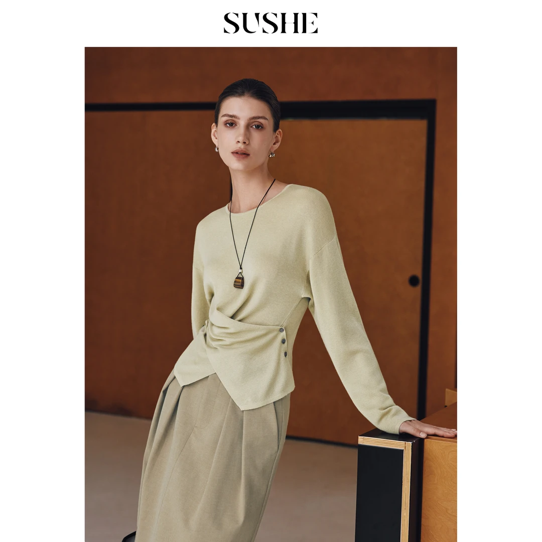 束皙SUSHE 束壤 丝光羊毛圆领时尚显瘦蝙蝠袖收腰设计感针织衫女