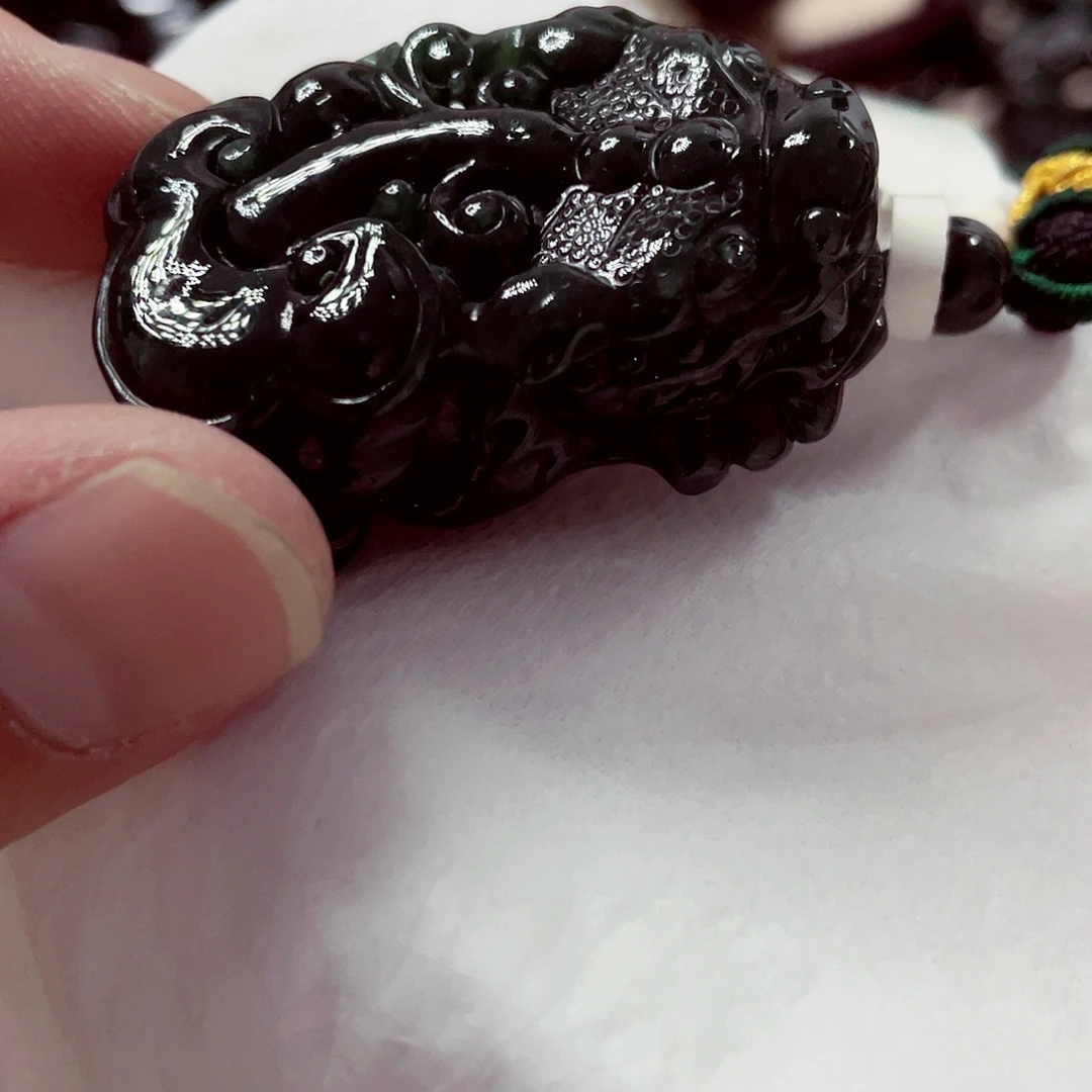 翡翠未镶嵌颈饰先鉴后发一物一证