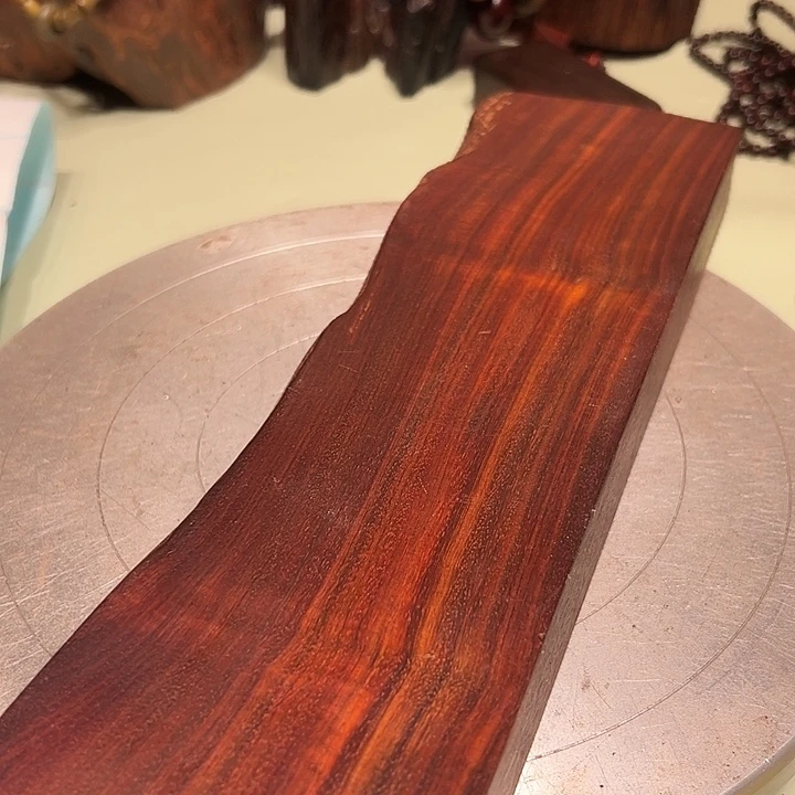 用***3端景台紫檀木类檀香