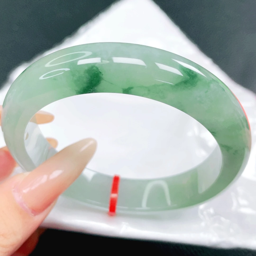 翡翠未镶嵌手镯57