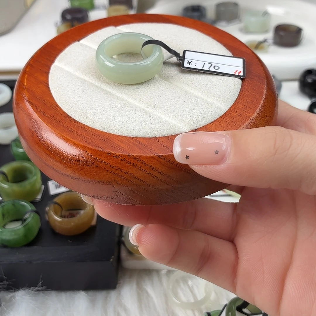 和田玉未镶嵌戒指Q49奶蓝轮胎内径17.7