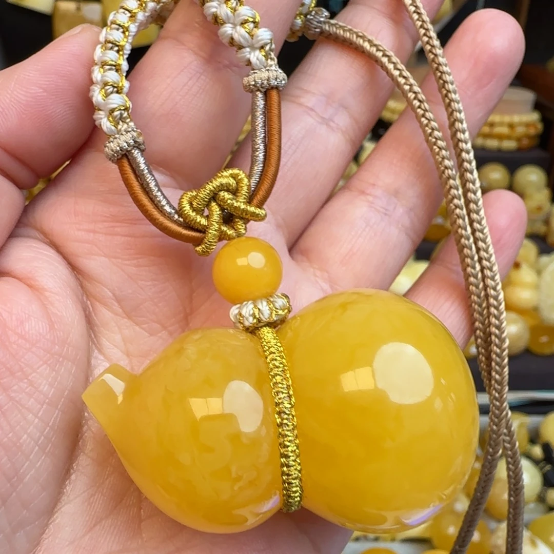 琥珀未镶嵌套链焦皮料蜜蜡葫芦吊坠