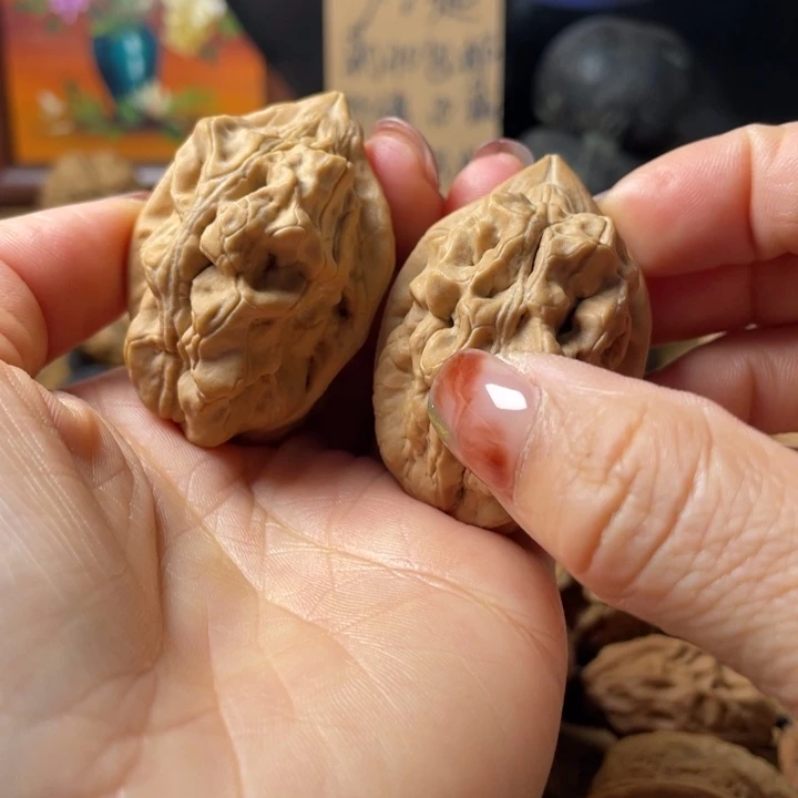 ?****?云南铁核桃默认微瑕94