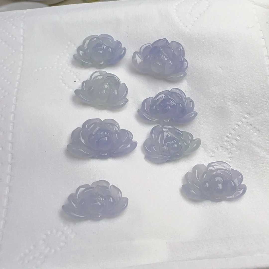 翡翠散珠花花吊坠
