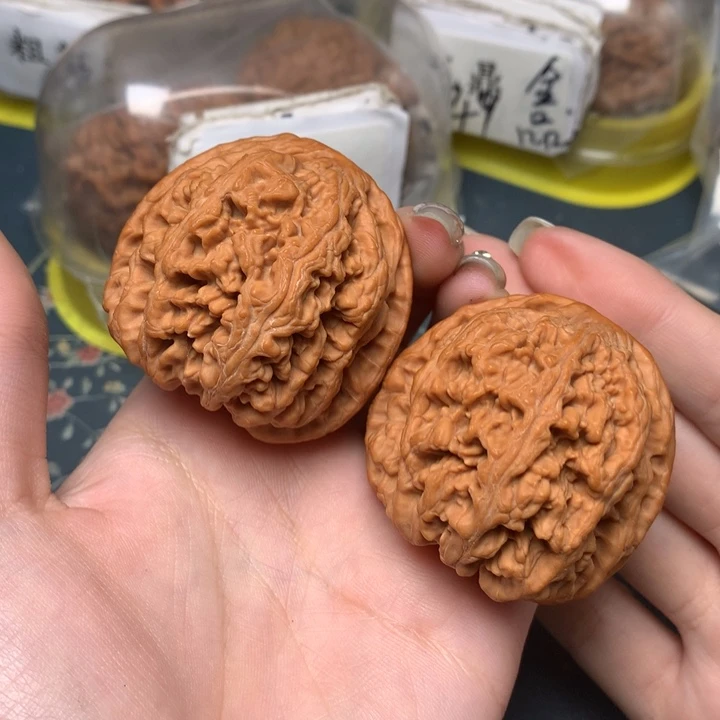 文玩核桃把件47-30492-0