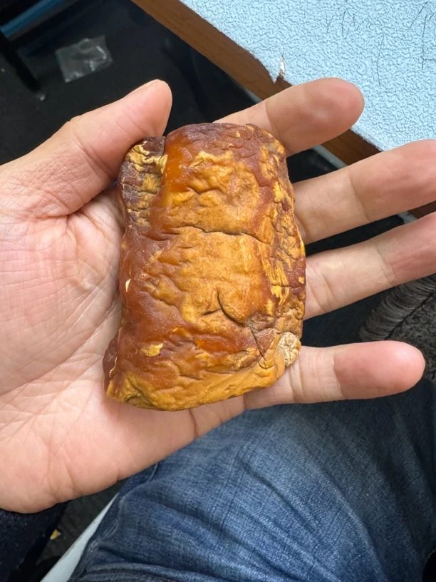 天然原矿琥珀蜜蜡原石定制 吊坠