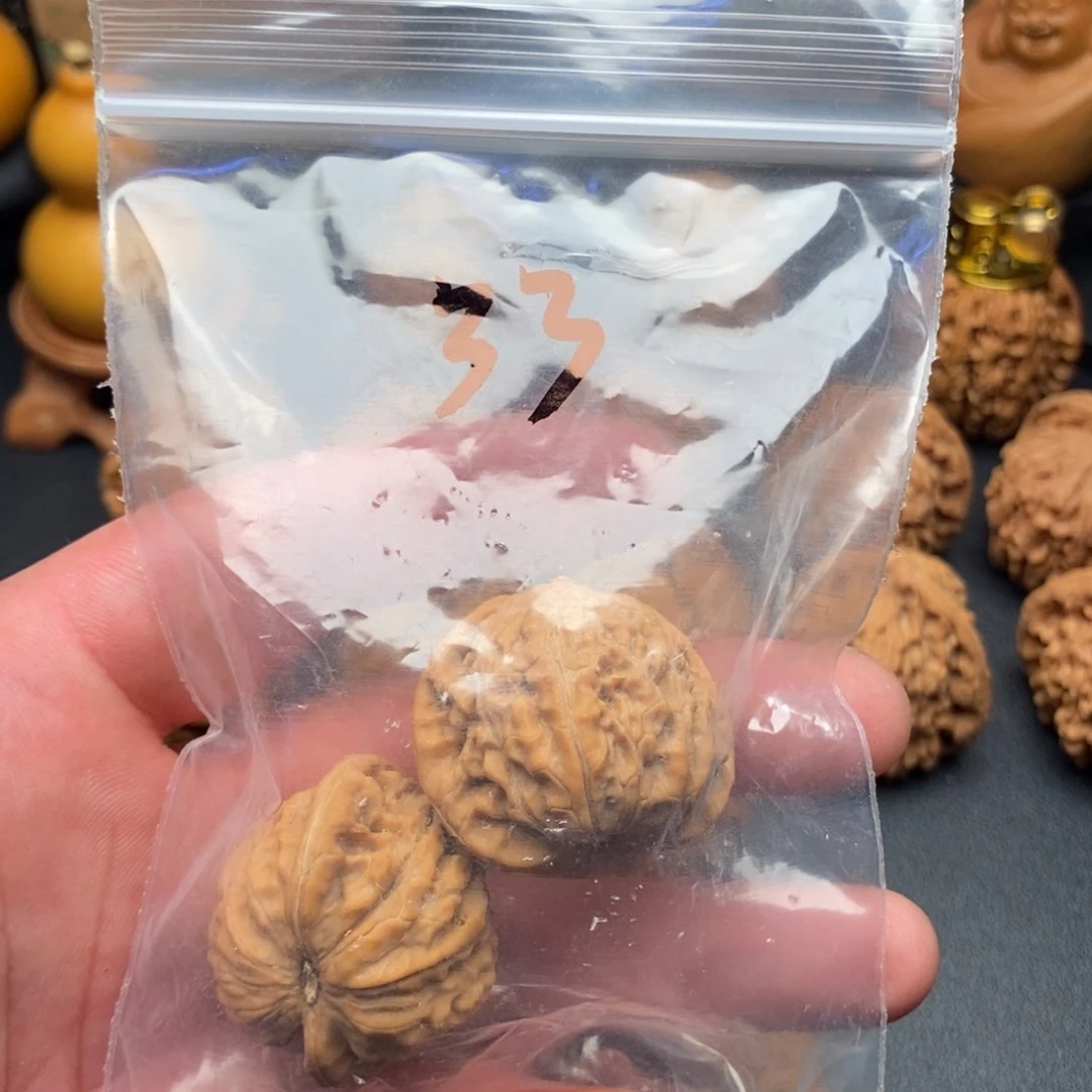 文玩核桃吊坠A*h乾隆磨