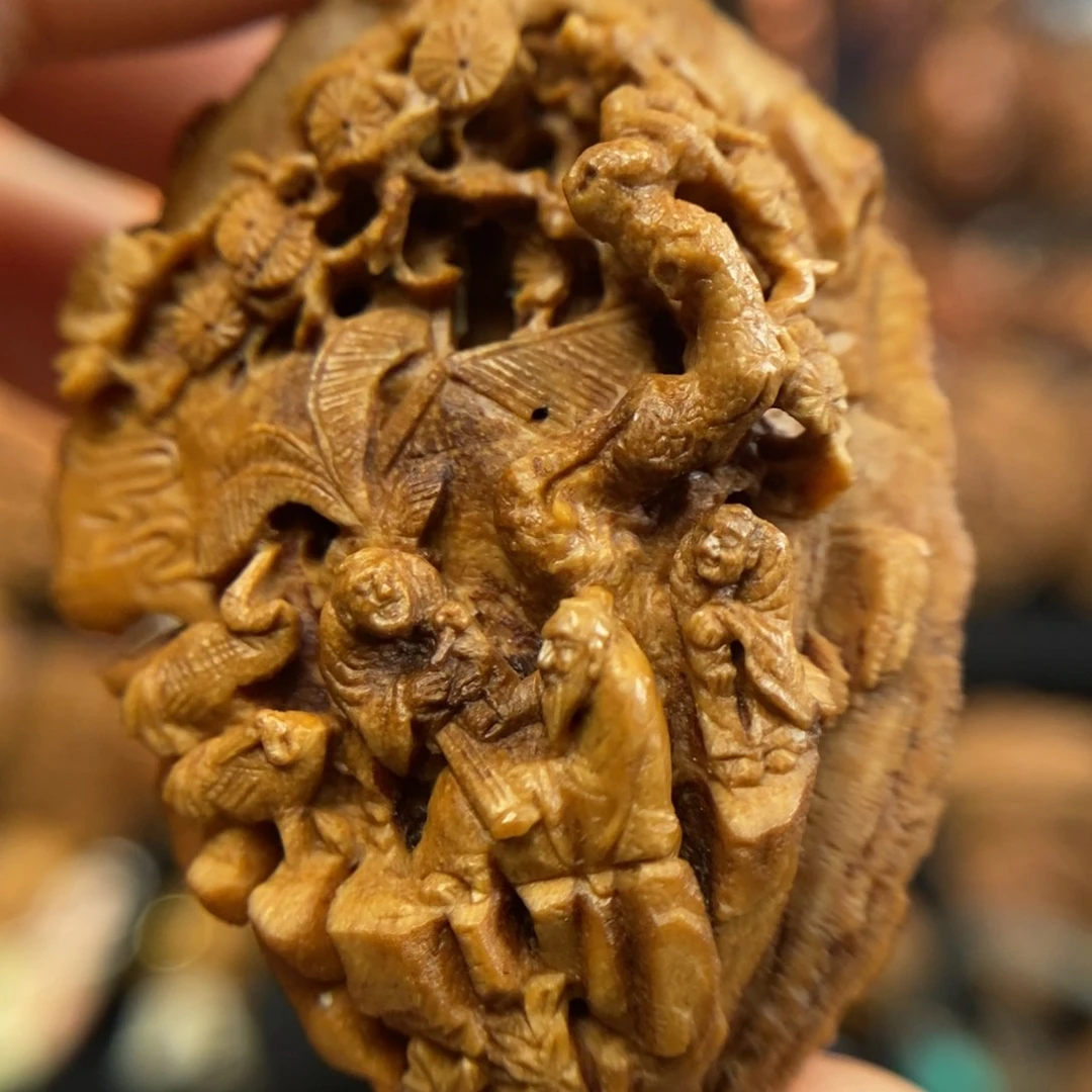 琴韵图潍坊核雕桃核雕刻