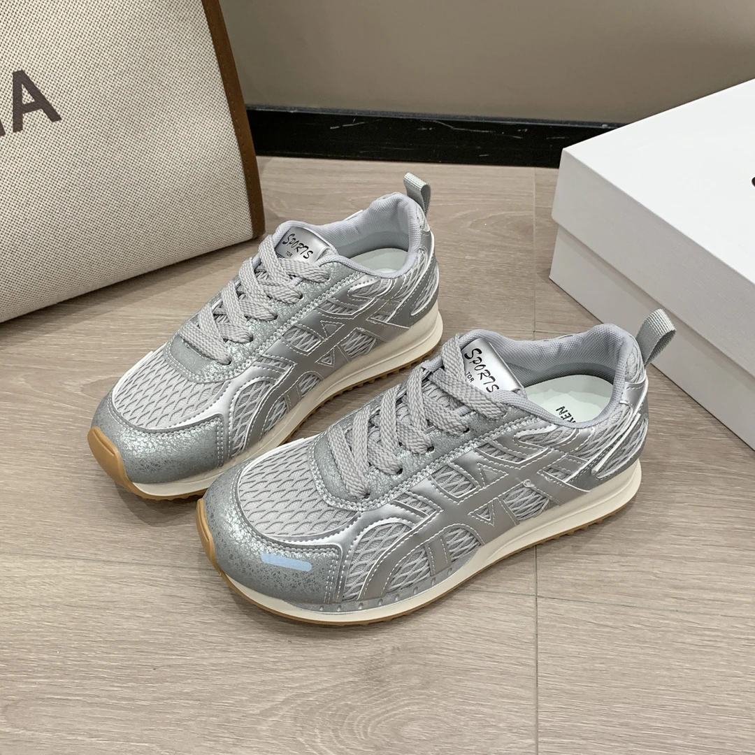 【花本纯】阿甘德训鞋轻底舒适百搭平底女款品牌休闲鞋