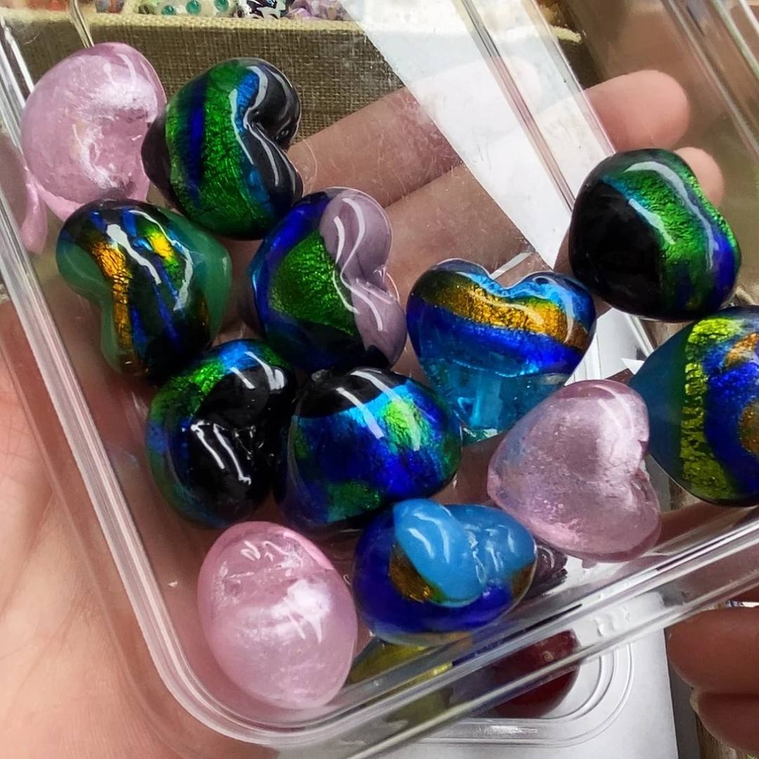 颈饰琉璃爱心吊坠金箔一颗