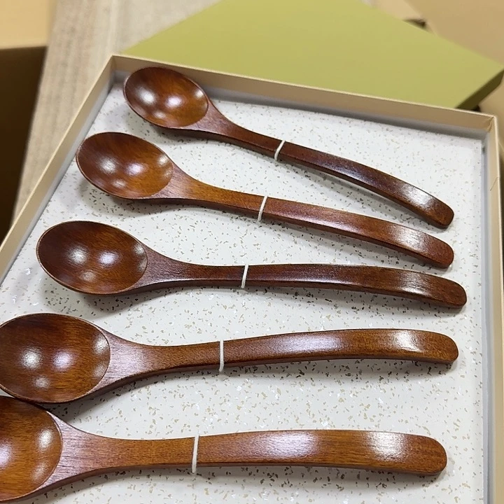 香榧木?*噗哈哈哈哈哈哈哈哈哈我笑