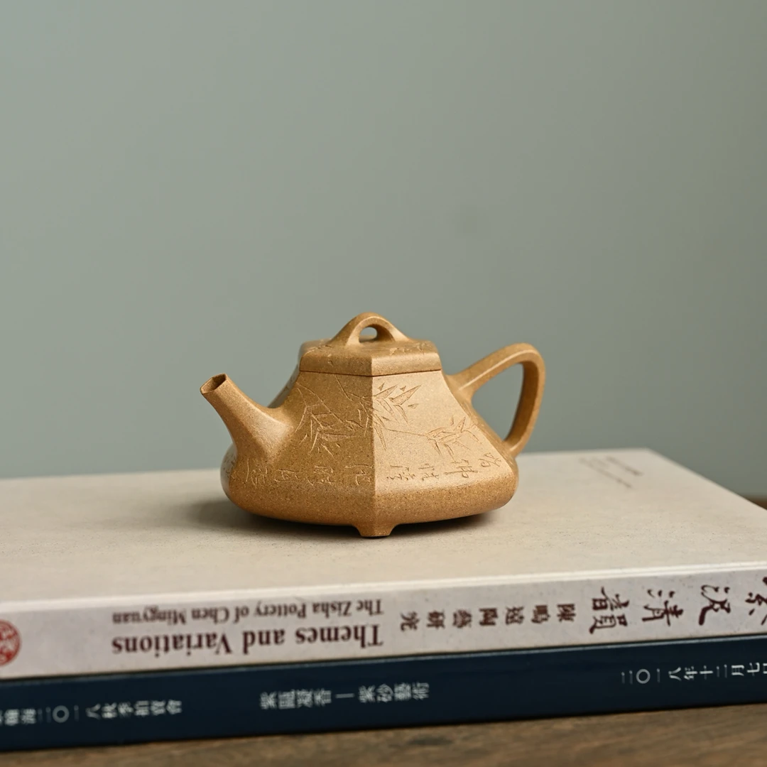 锦瓢·全手工   黄松徒弟刻绘       /容量200cc/原矿黄金段