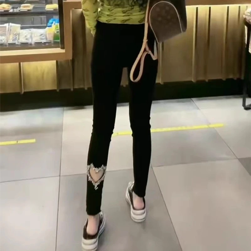 大码高腰破洞牛仔裤女夏季2025新款爆款胖mm小个子显瘦九分小脚裤