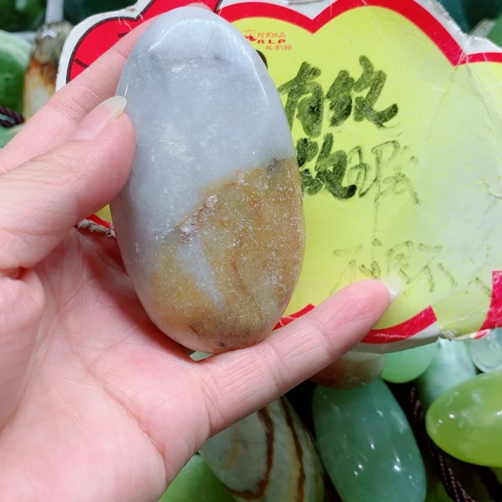 蛇纹石玉未镶嵌手把件