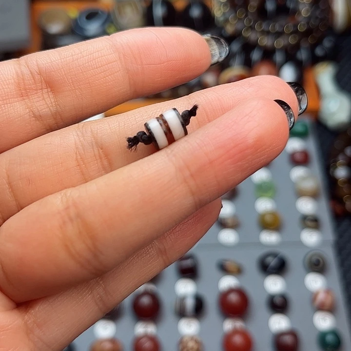 玛瑙/玉髓未镶嵌珠宝半成品龍***麟