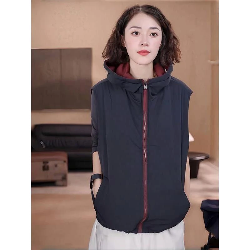 2025冬季新款女士休闲夹棉外穿连帽马甲显瘦百搭无袖坎肩马夹潮
