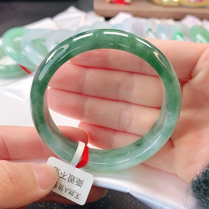 未镶嵌手镯翡翠缅甸A货翡翠手镯