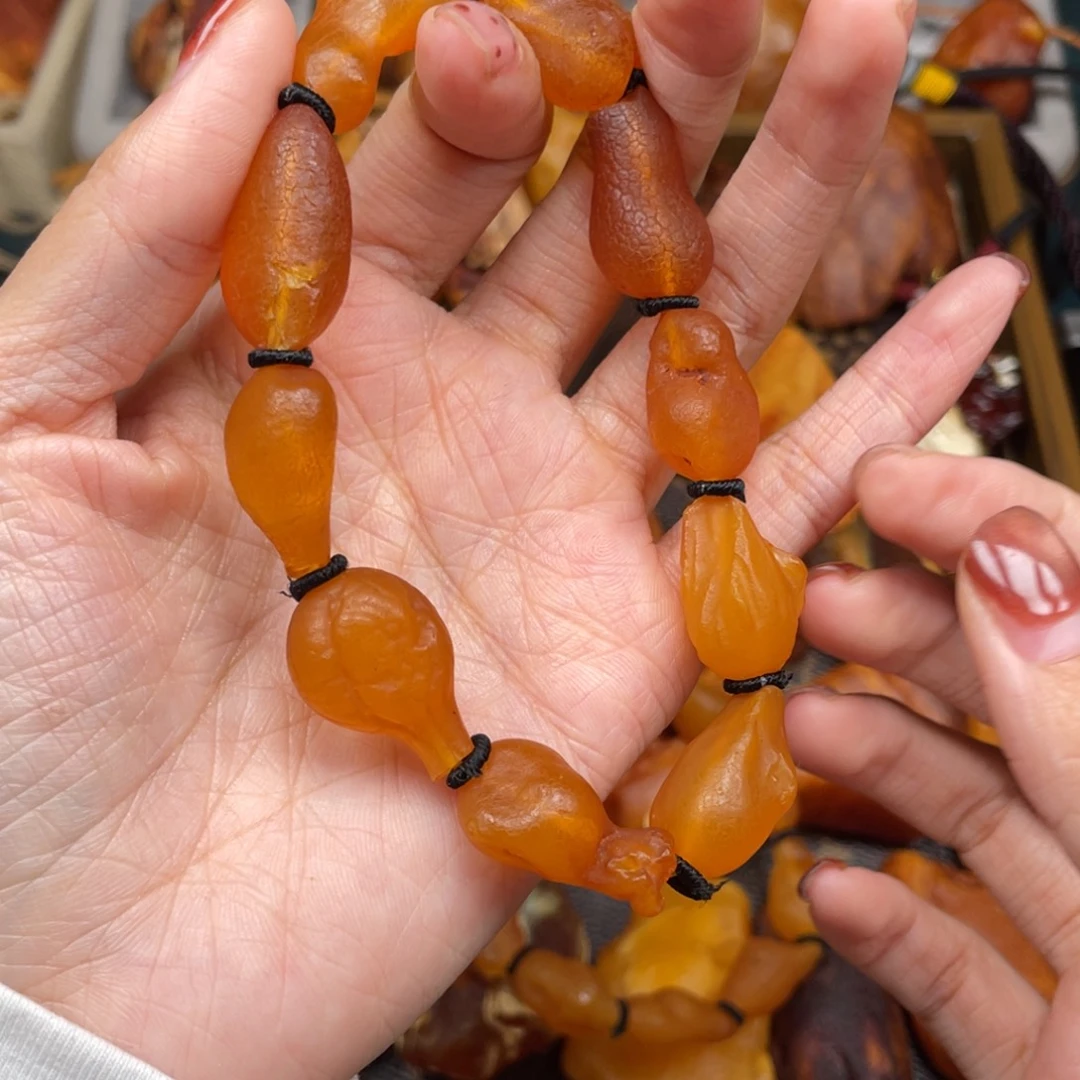 琥珀未镶嵌珠宝奇石