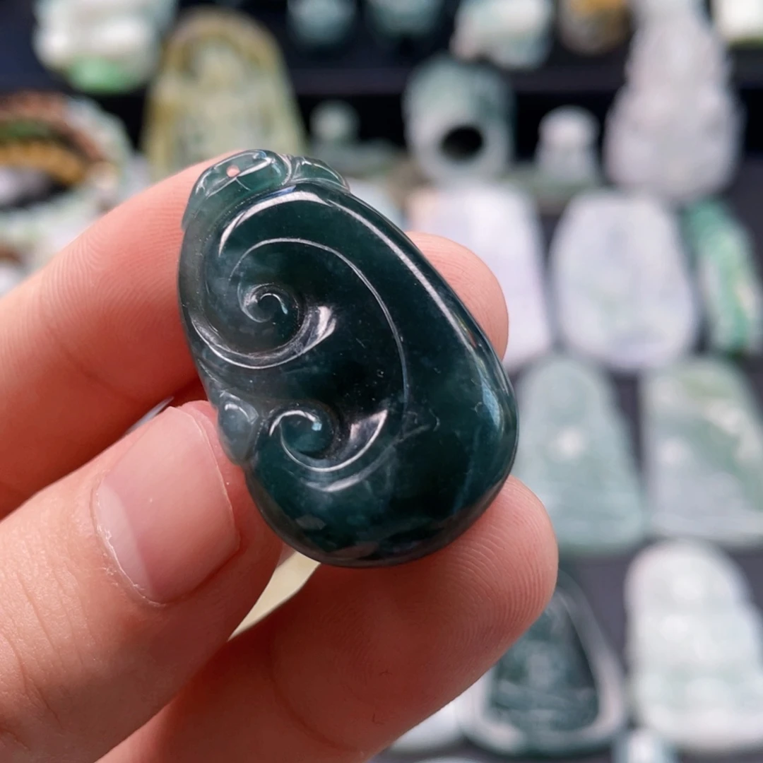 颈饰未镶嵌翡翠翡翠