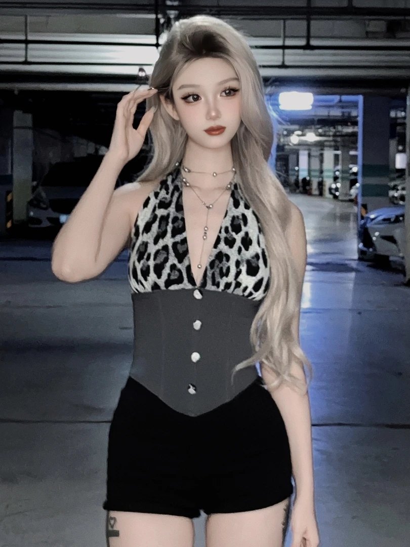 BFV STUDIO【灰豹小姐】豹纹元素挂脖拼接鱼骨上衣 性感修身辣妹