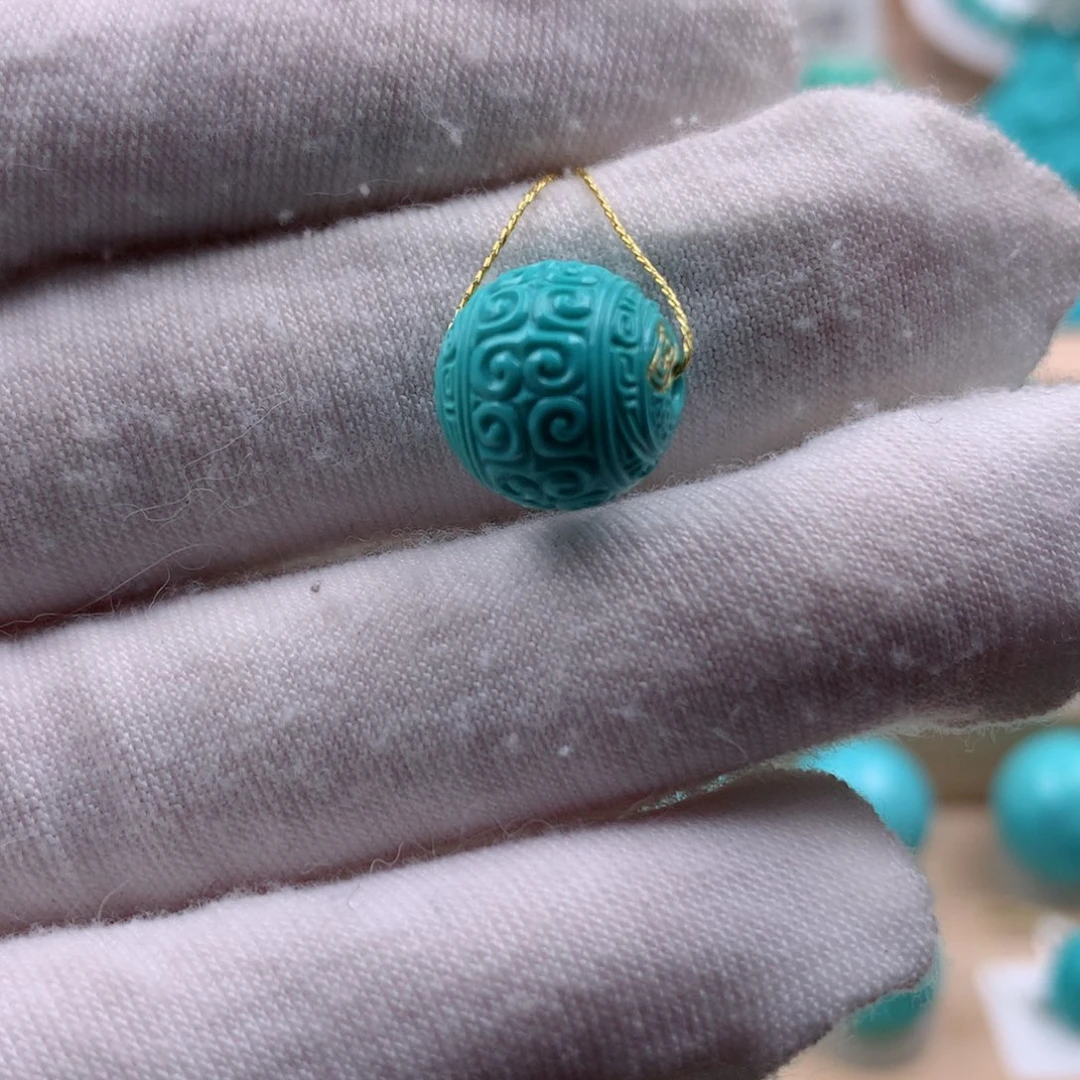 绿松石配饰未镶嵌