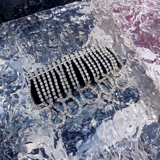 GG76国风流苏掰掰夹