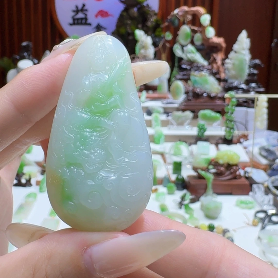未镶嵌和田玉（翠青玉）挂件翠青文殊菩萨