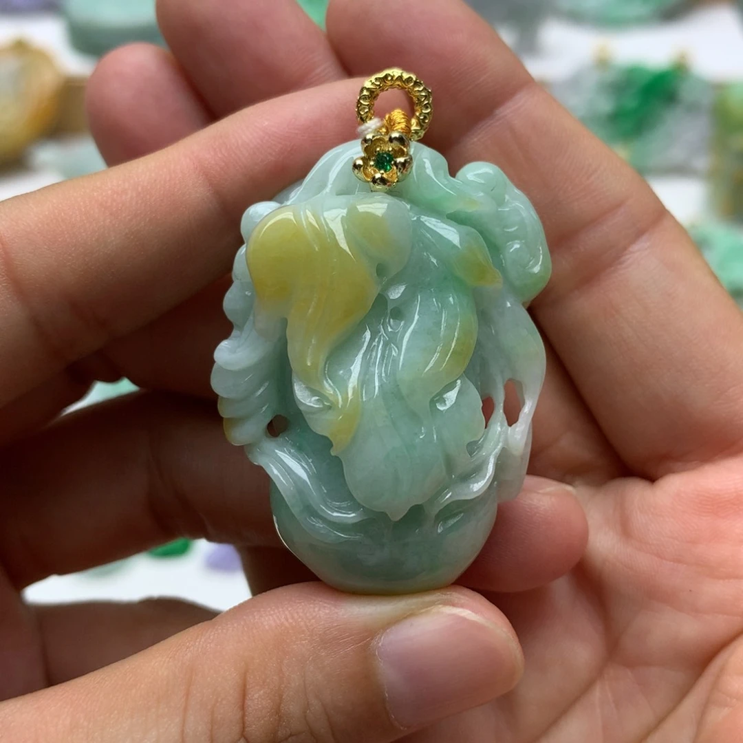 翡翠未镶嵌颈饰翡翠