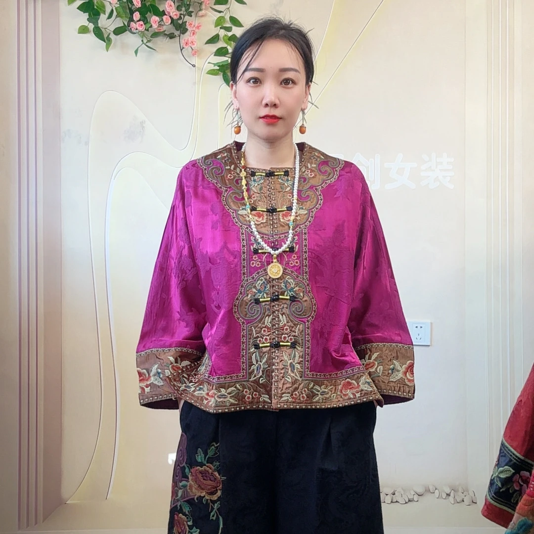雪儿 新中式国风丝缎提花上衣绣花盘扣宽松外套1811