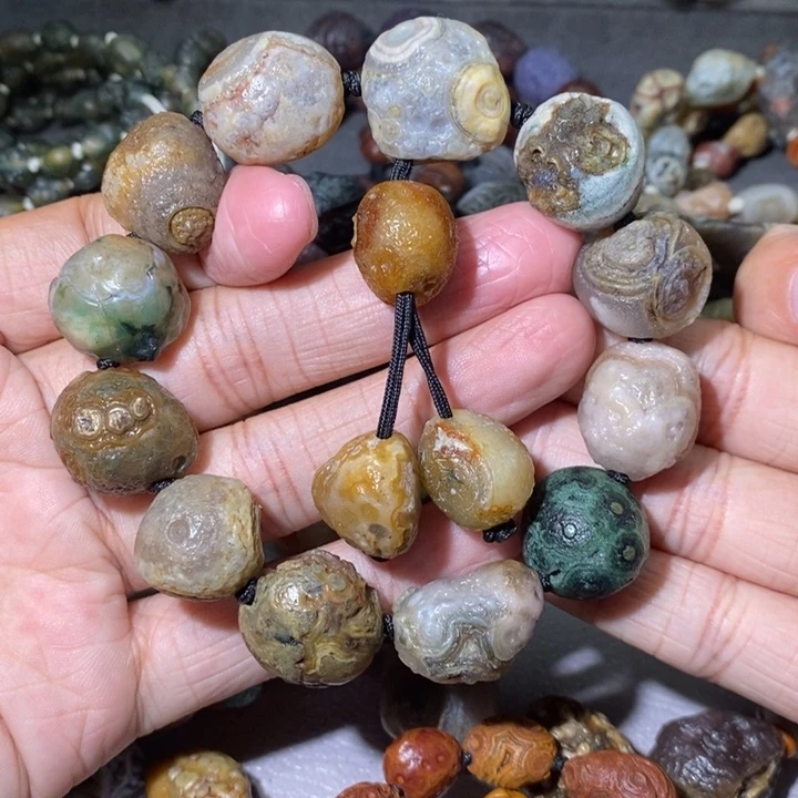 未镶嵌玛瑙/玉髓珠宝奇石