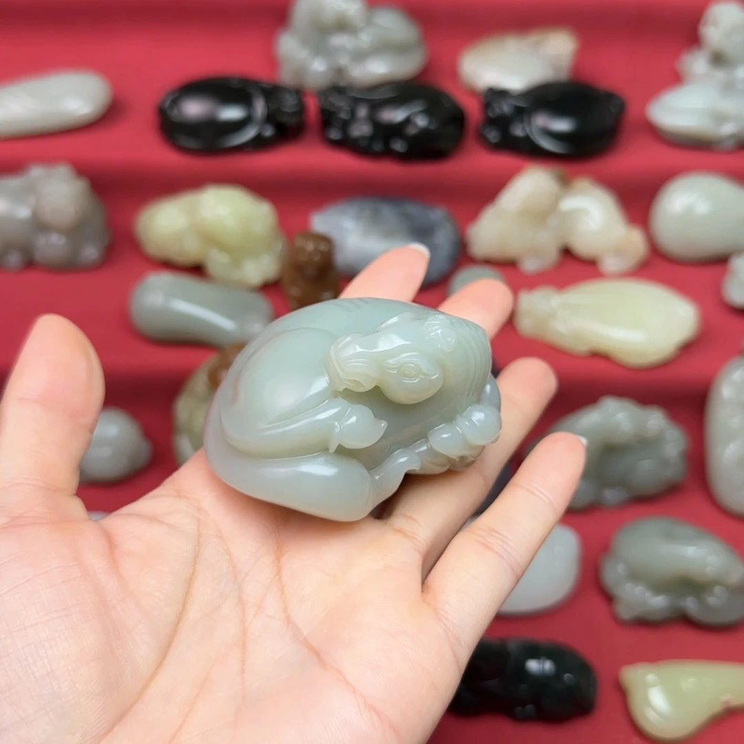 未镶嵌和田玉（糖玉）把件