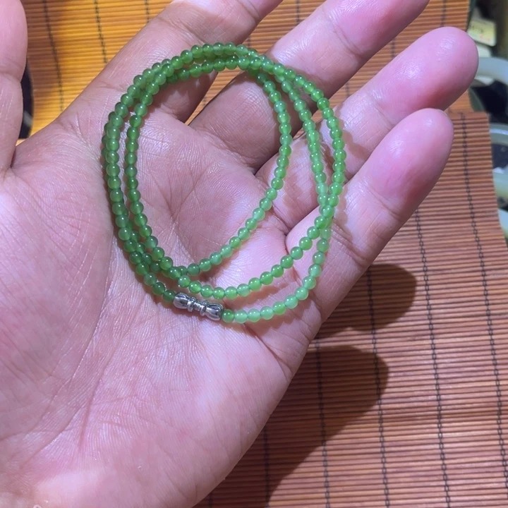和田玉（碧玉）未镶嵌颈饰固**鱼