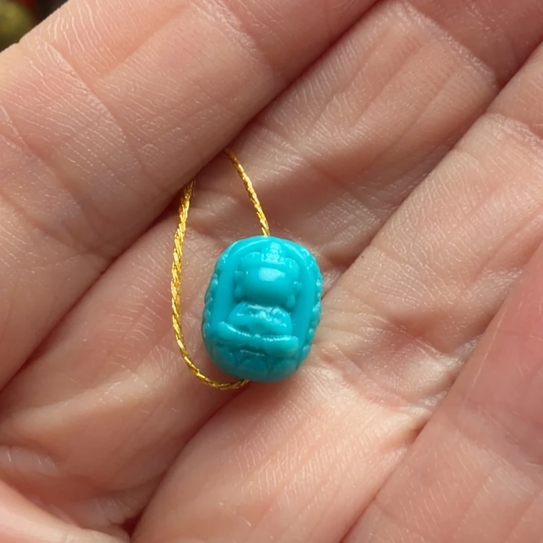 绿松石未镶嵌颈饰