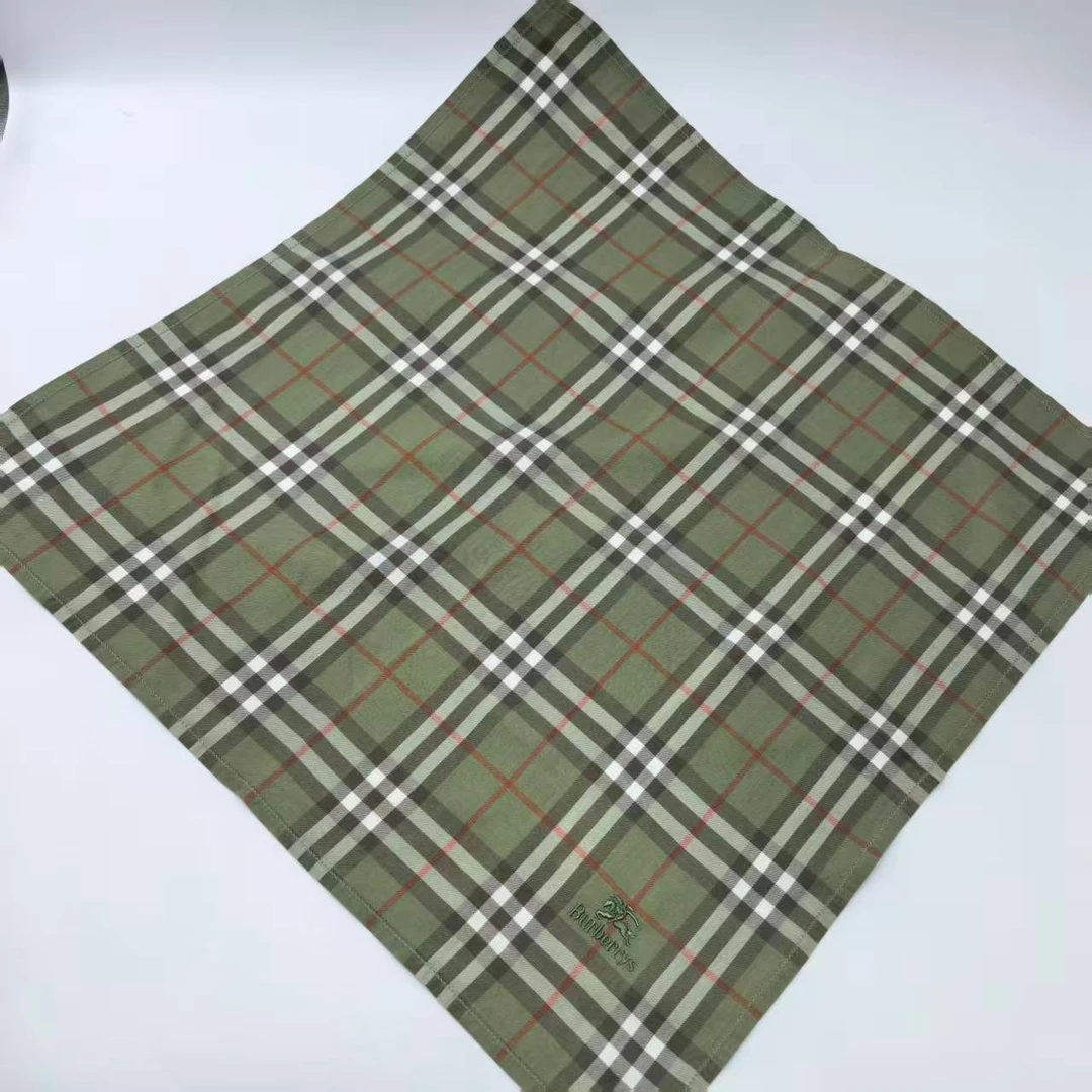 95新 BURBERRY/博柏利  海囤/巴宝莉/丝巾/yy13667