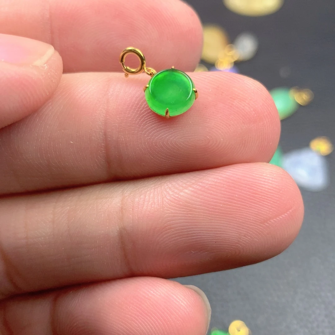 【闪购商品】颈饰18K金镶嵌翡翠翡翠