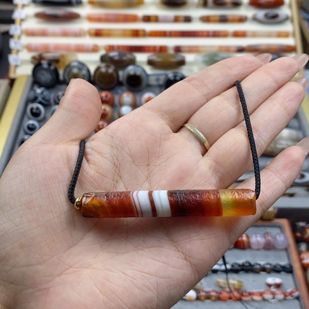 玛瑙/玉髓颈饰未镶嵌