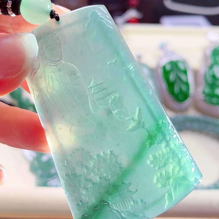 翡翠颈饰未镶嵌天然