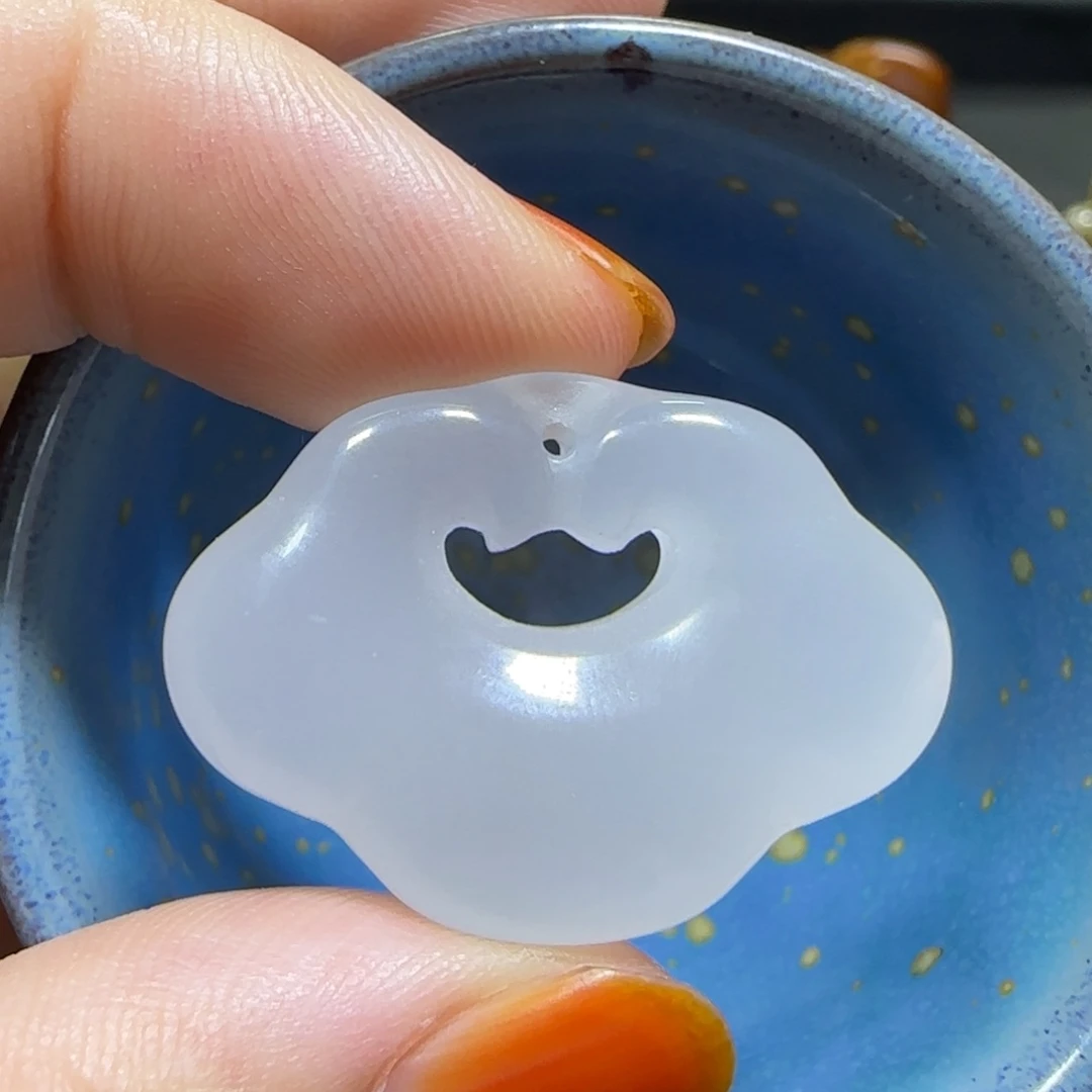 瓷新号开播一漏到底
