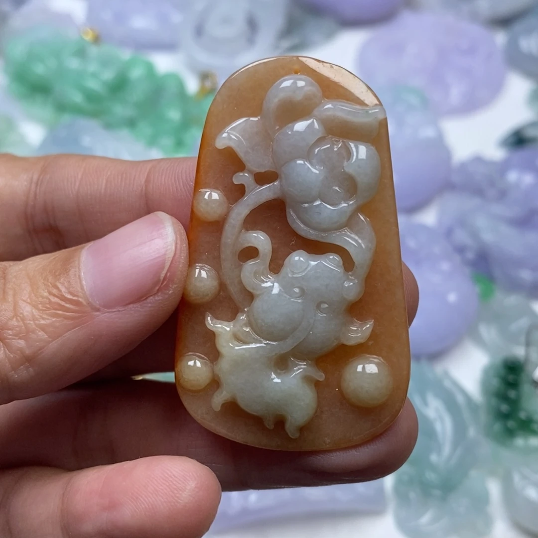 颈饰未镶嵌翡翠翡翠