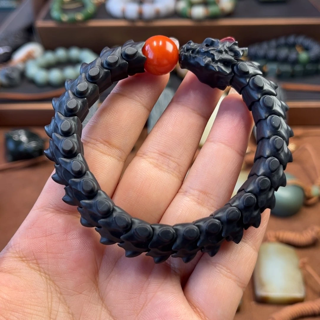 和田玉颈饰未镶嵌?****?