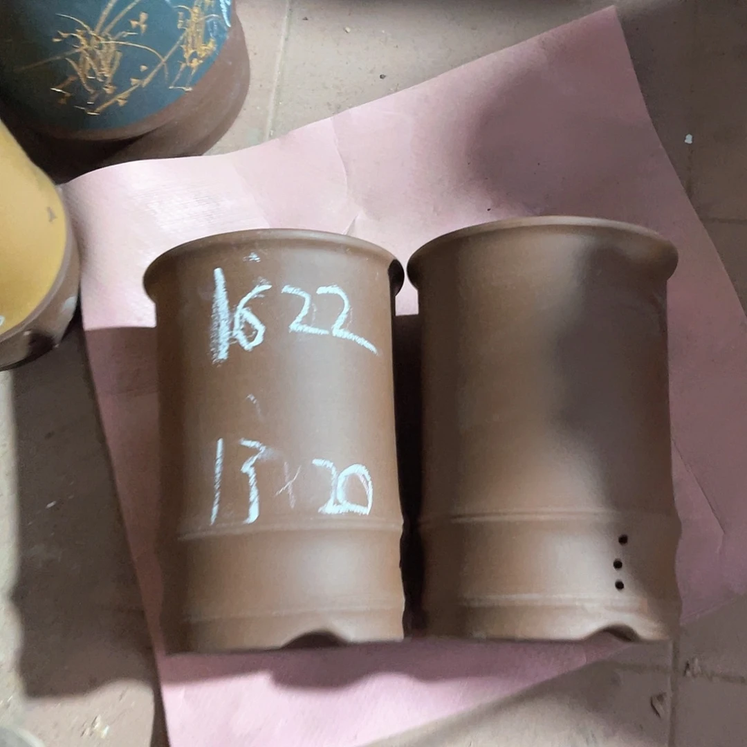 紫砂花盆竹节盆两个