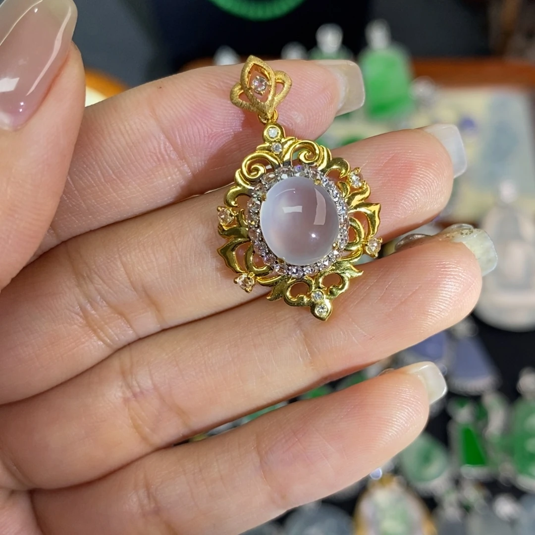 翡翠18K金镶嵌颈饰A货翡翠