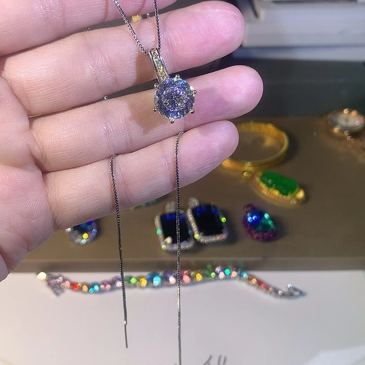 非金属41吊坠。