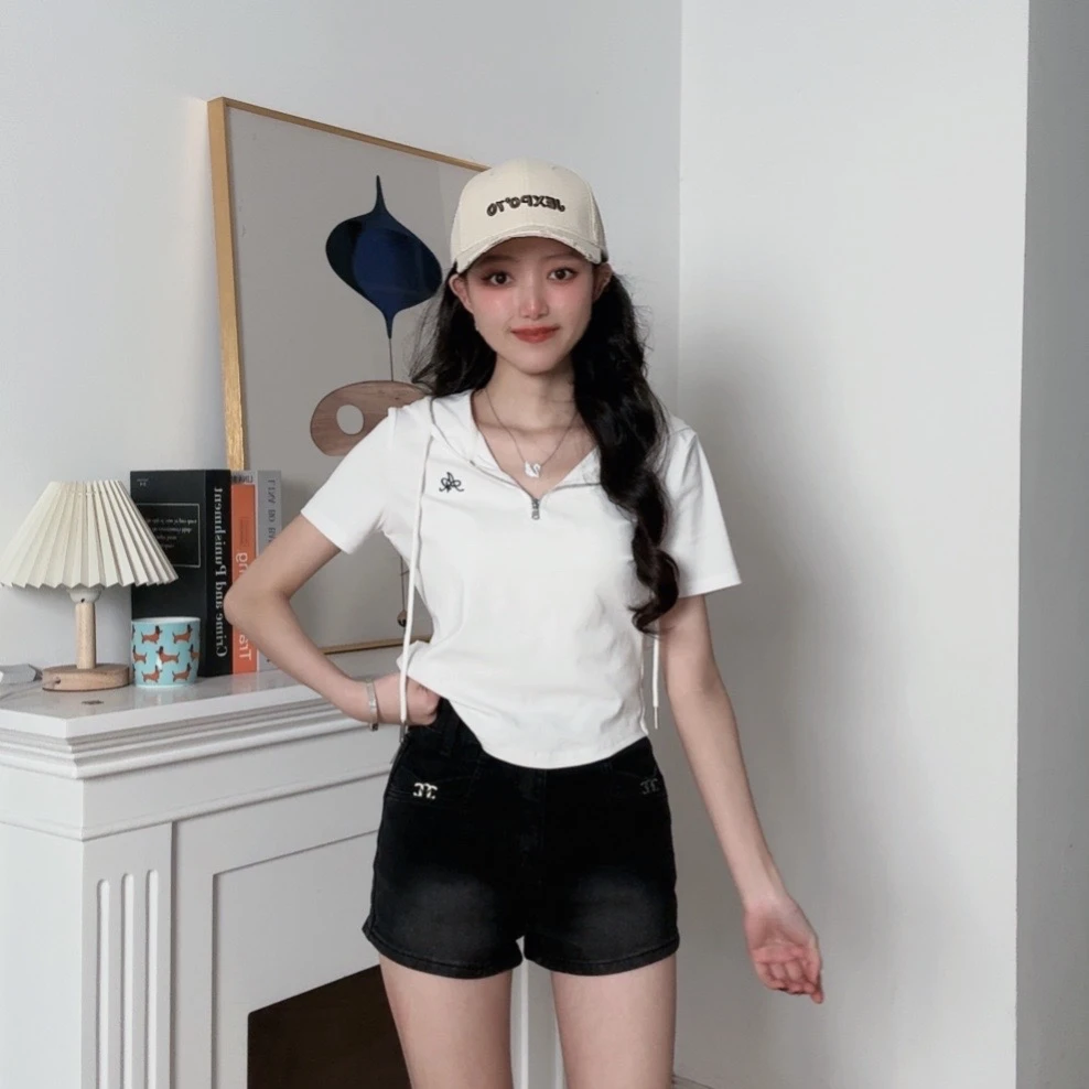 IEF/爱依服2025夏季新款时尚设计简约牛仔短裤欧若风