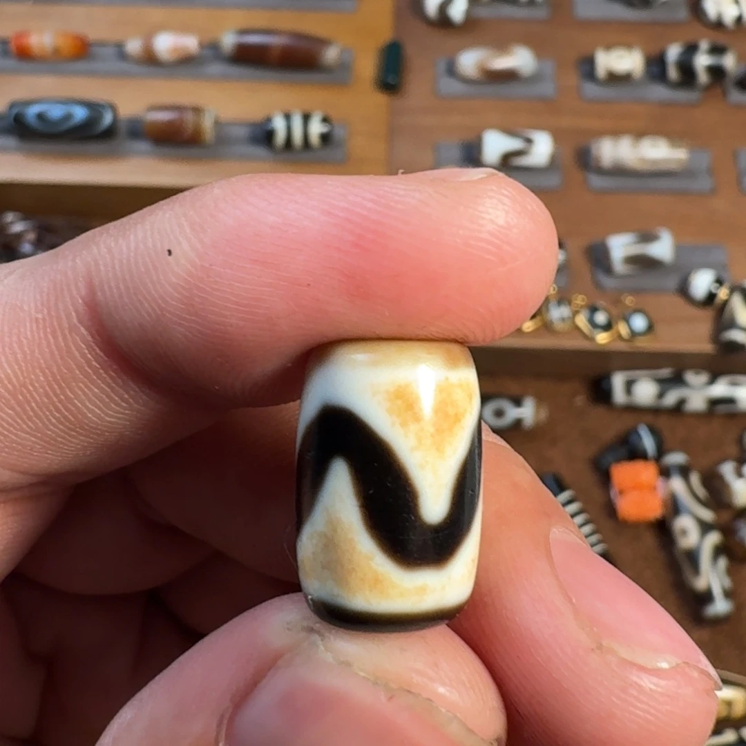 玛瑙/玉髓未镶嵌珠宝奇石