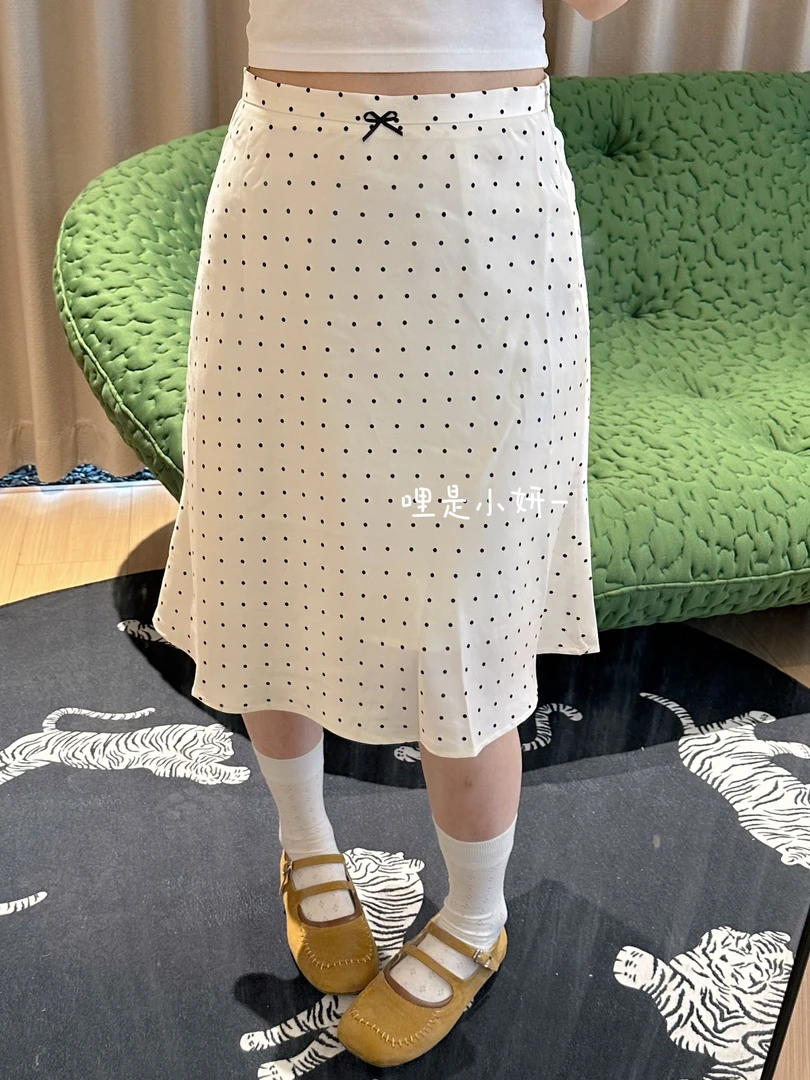 【miu系点点】面料巨舒服！miu系搭配能手裙长很有安全感！春夏波点裙