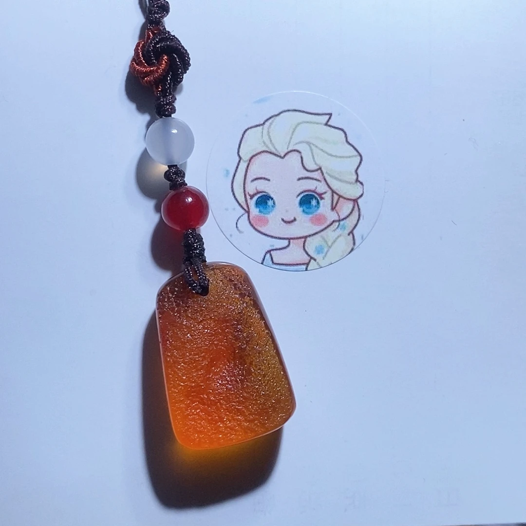 未镶嵌琥珀珠宝奇石